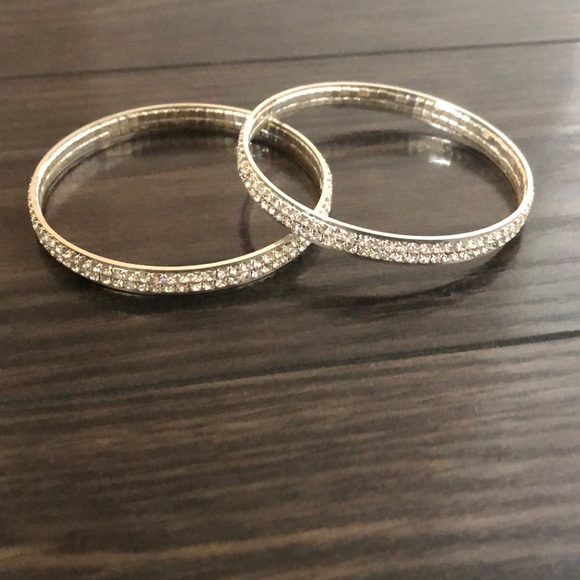 *2/$15* Bangles - Picture 1 of 2